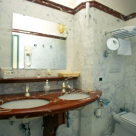 Ducale & Ristorante Hotel 3*