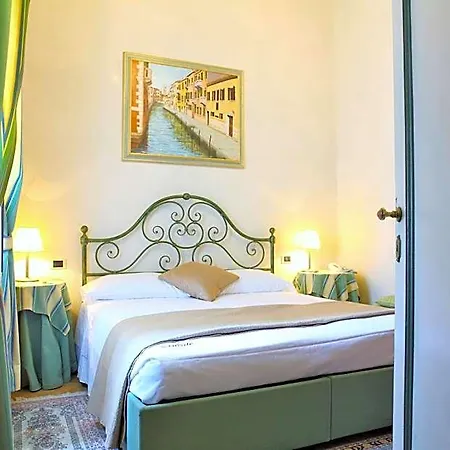 Отель Ducale & Ristorante 3*